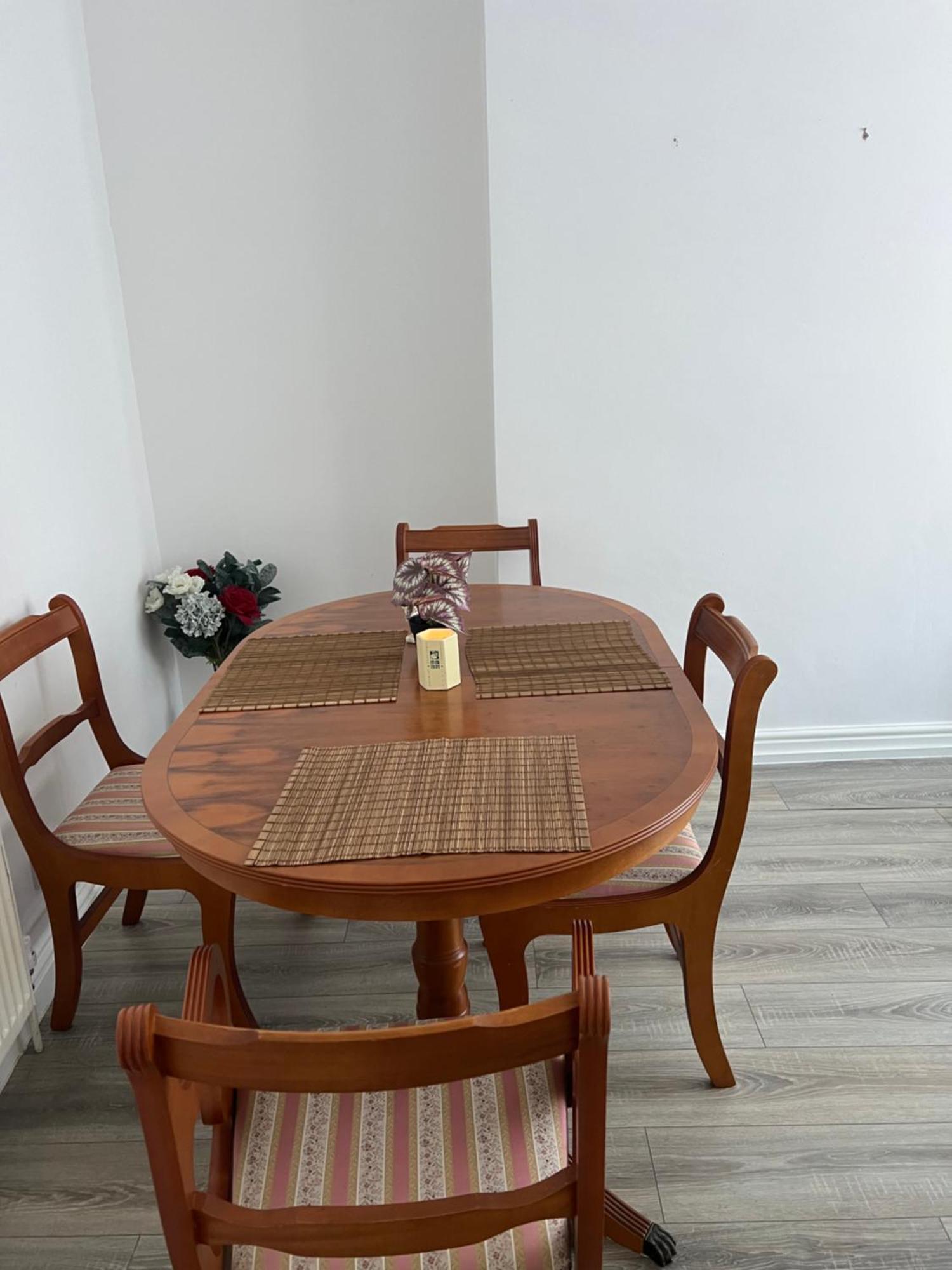 The Coral Guest House 1 Fratton Park 포츠머스 외부 사진